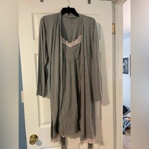 Motherhood Maternity Nursing pajama dress and robe